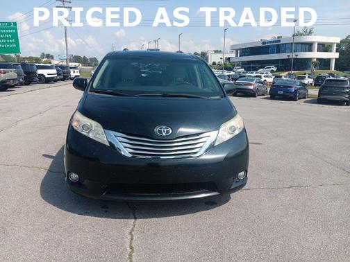 2011 Toyota Sienna XLE