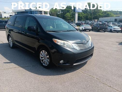2011 Toyota Sienna XLE