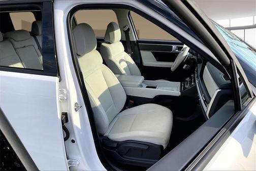 2025 Hyundai SANTA FE SE