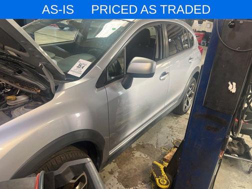 Ice Silver Metallic 2014 Subaru XV Crosstrek 2.0i Premium