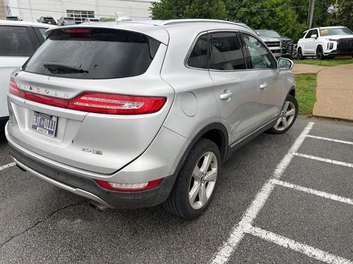 2016 Lincoln MKC Premier