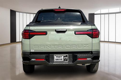 2025 Hyundai SANTA CRUZ SEL Activity