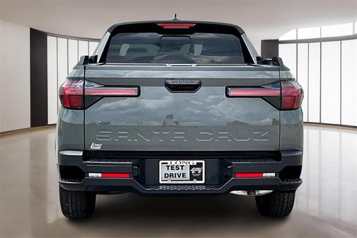 2025 Hyundai SANTA CRUZ SEL Activity