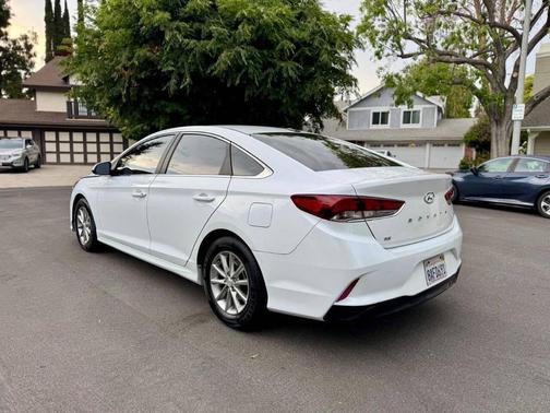 2018 Hyundai SONATA SE