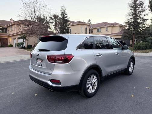 2019 Kia Sorento L