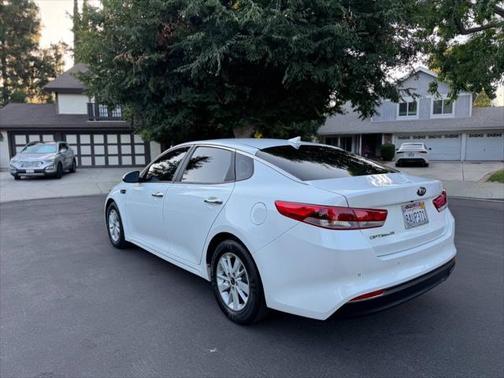 2018 Kia Optima LX