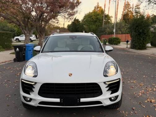 2017 Porsche Macan S