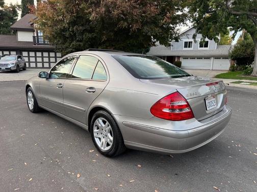 2006 Mercedes-Benz E-Class E 350 4dr Sedan