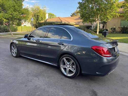 2015 Mercedes-Benz C-Class C 300 4dr Sedan