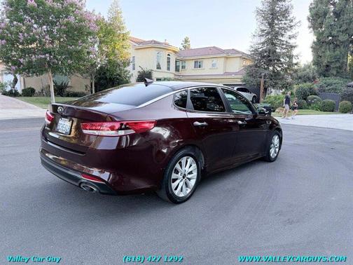 Sangria 2016 Kia Optima LX