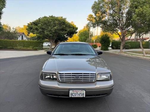 2006 Ford Crown Victoria LX