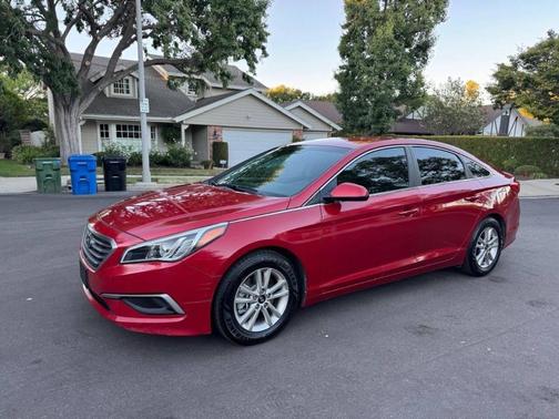 2017 Hyundai SONATA SE