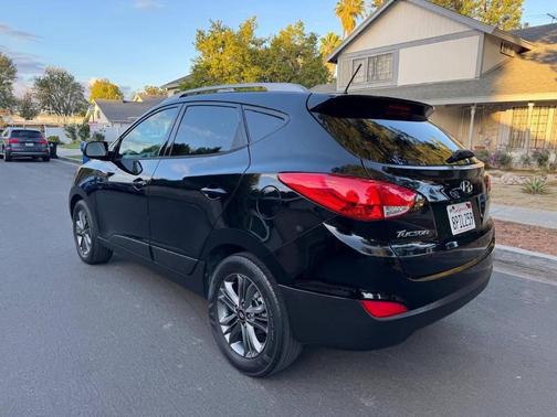 2015 Hyundai TUCSON SE