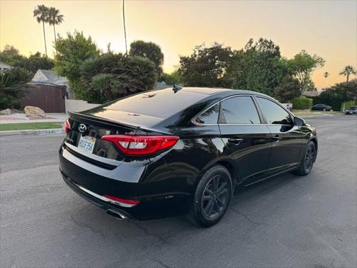 2016 Hyundai SONATA SE