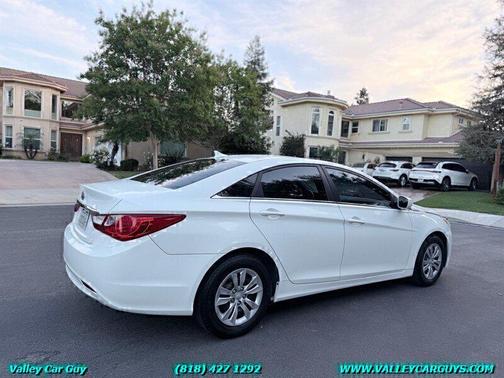 White 2011 Hyundai SONATA GLS