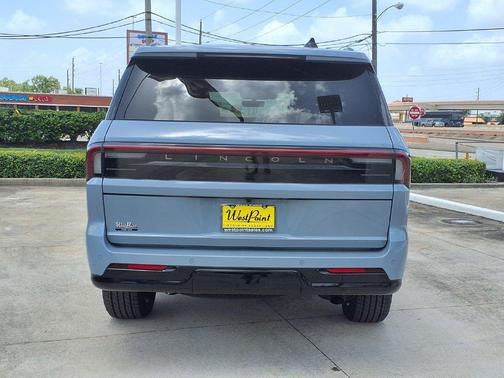 Gray Mist 2026 Lincoln Navigator Reserve