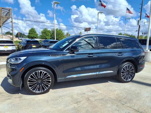 Flight Blue 2023 Lincoln Aviator Black Label AWD