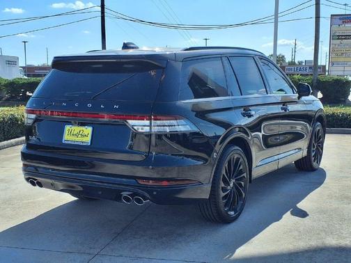 Black Metallic 2027 Lincoln Aviator Reserve AWD
