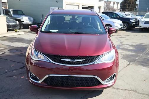 2018 Chrysler Pacifica Touring Plus