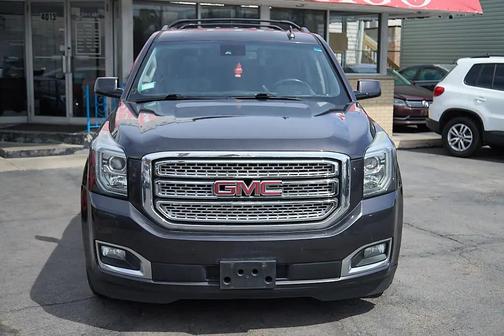 Iridium Metallic 2017 GMC Yukon XL SLT