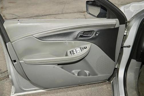 Silver Ice Metallic 2016 Chevrolet Impala LS