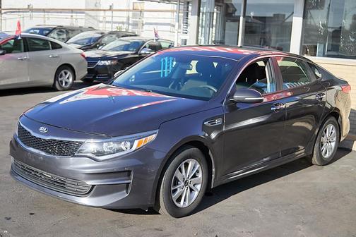 2017 Kia Optima LX