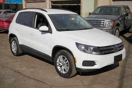2016 Volkswagen Tiguan S