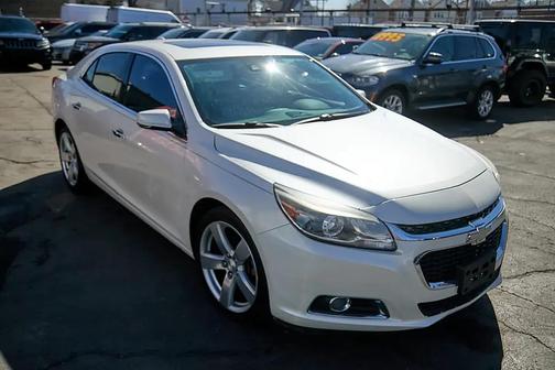 White Diamond Tricoat 2014 Chevrolet Malibu 2LZ