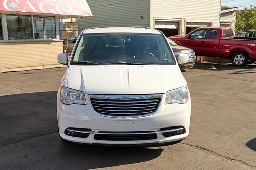 2011 Chrysler Town & Country Touring