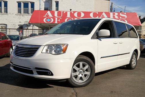 2011 Chrysler Town & Country Touring