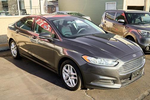 2015 Ford Fusion SE