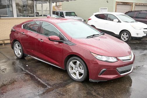 2017 Chevrolet Volt LT
