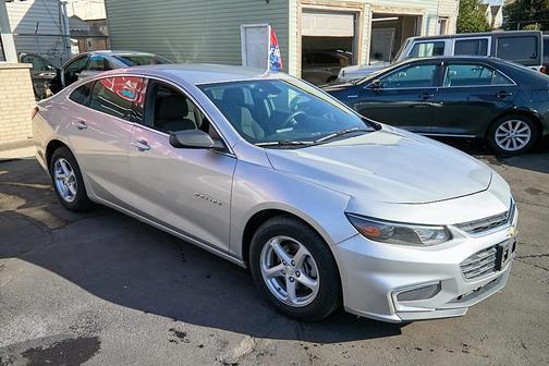 2017 Chevrolet Malibu 1LS