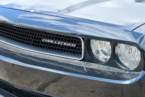 BLACK 2012 Dodge Challenger SXT