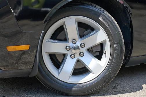 BLACK 2012 Dodge Challenger SXT