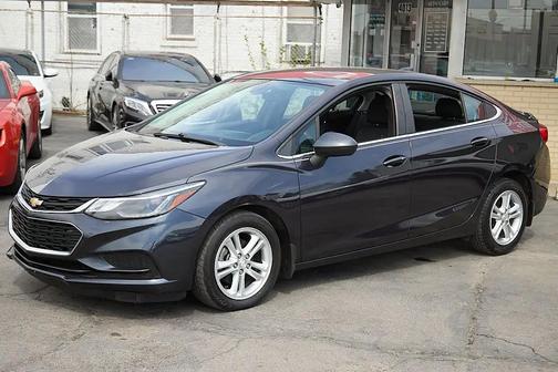 Tungsten Metallic 2016 Chevrolet Cruze LT Auto