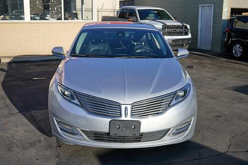 2016 Lincoln MKZ Base
