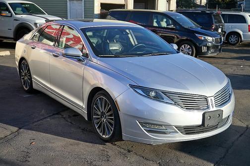 2016 Lincoln MKZ Base
