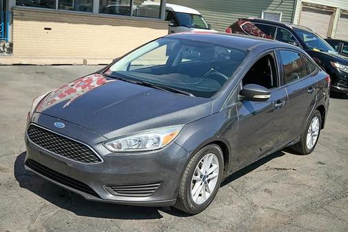 Magnetic Metallic 2018 Ford Focus SE
