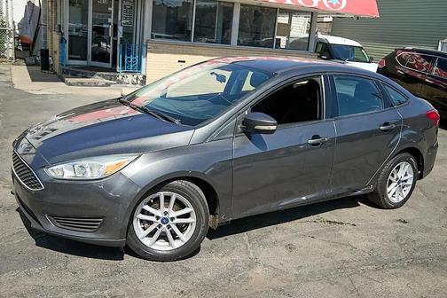 Magnetic Metallic 2018 Ford Focus SE