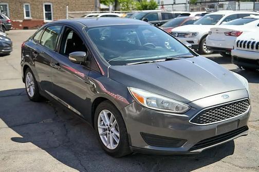 Magnetic Metallic 2018 Ford Focus SE