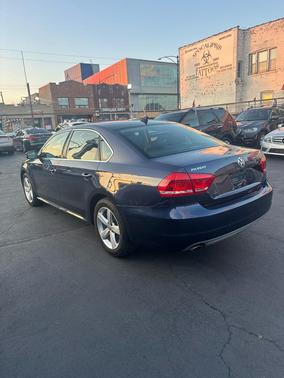 2013 Volkswagen Passat 2.5 SE