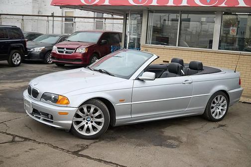 2002 BMW 325 Ci