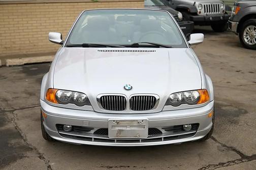 2002 BMW 325 Ci