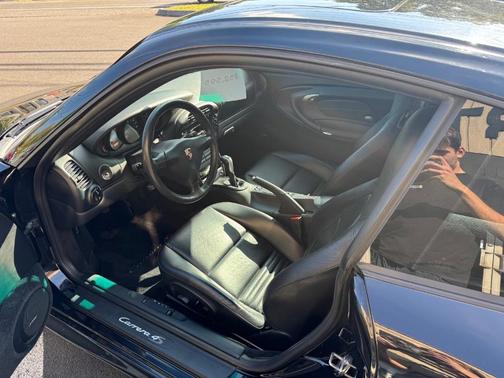 2002 Porsche 911 Carrera 4S