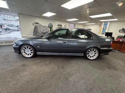 2000 BMW 540 i