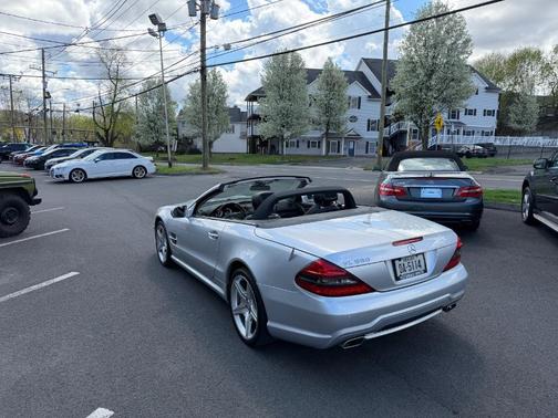 2011 Mercedes-Benz SL-Class SL 550