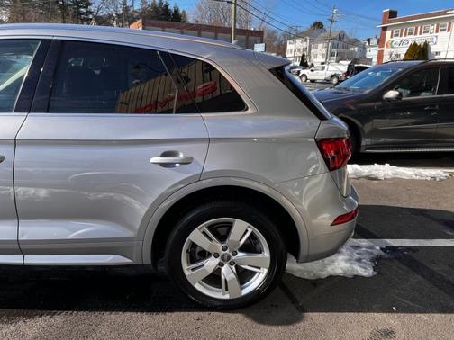 2018 Audi Q5 2.0T Tech Premium
