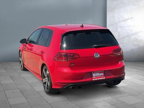 2016 Volkswagen Golf R 2.0T DSG