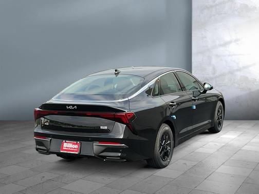 2026 Kia K5 LXS